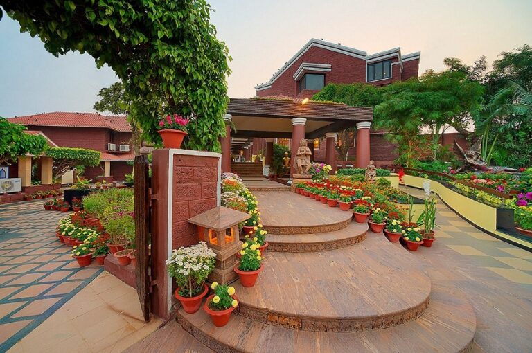 hotels in Konark
